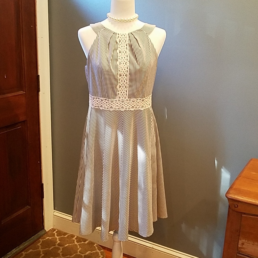 London Times Sleeveless Dress - Picture 1 of 2